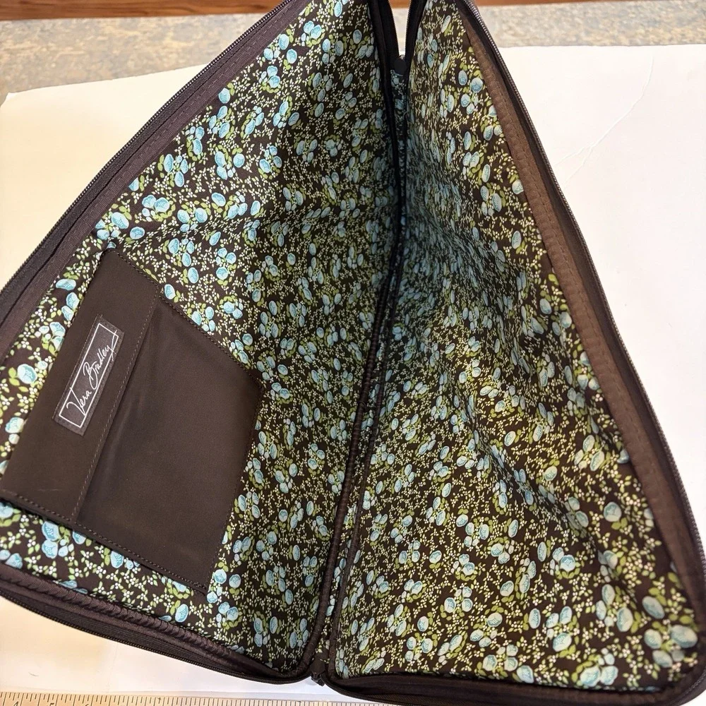 Vera Bradley Classic Quilted Padded Laptop Sleeve Case Brown 17